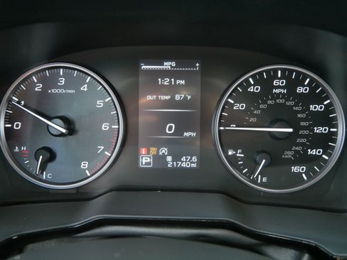 Certified 2025 Subaru Outback Premium AWD/4WD image 21