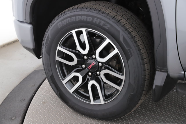 Used 2021 GMC Sierra 1500 AT4 w/ AT4 Premium Package AWD/4WD image 13