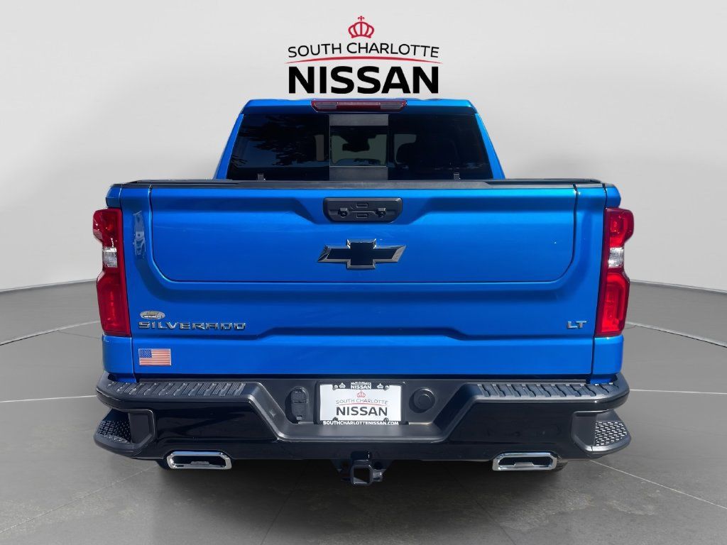 Used 2025 Chevrolet Silverado 1500 LT Trail Boss w/ Convenience Package II AWD/4WD image 5