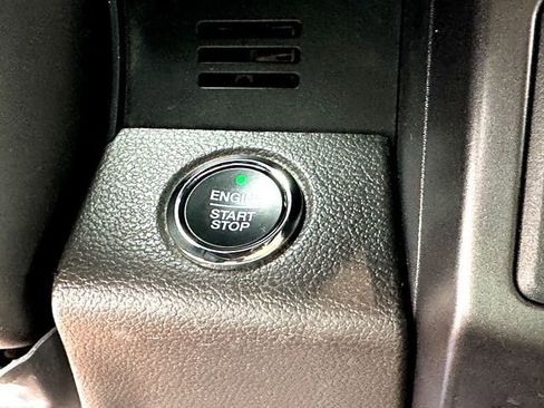Used 2019 Ford Expedition Max Limited w/ Driver Assistance Package RWD image 16