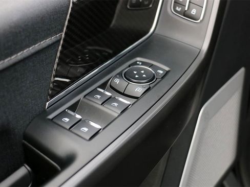 New 2025 Ford F150 Lariat w/ Equipment Group 502A High image 13