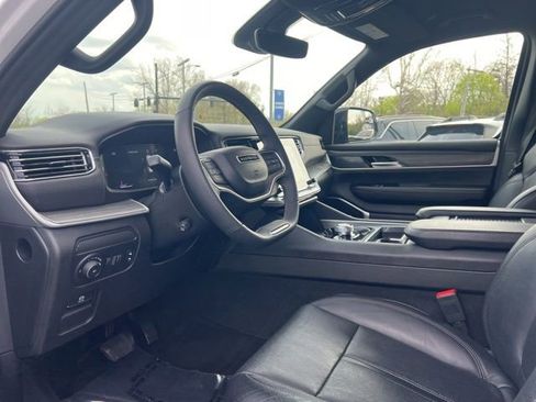 Used 2024 Jeep Wagoneer Series II AWD/4WD image 1
