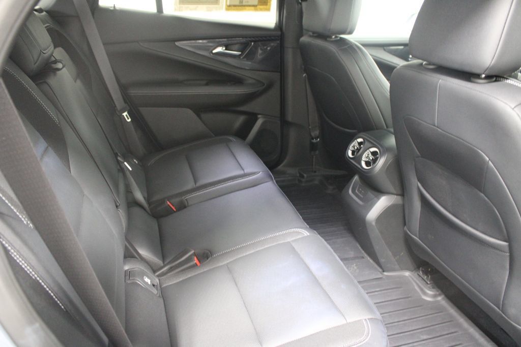 Used 2024 Chevrolet Blazer EV LT AWD/4WD image 26