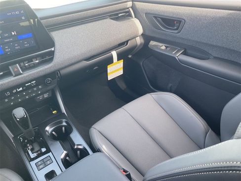 New 2026 Subaru Outback Limited image 12