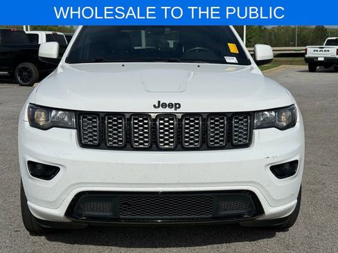 Used 2019 Jeep Grand Cherokee Altitude image 8
