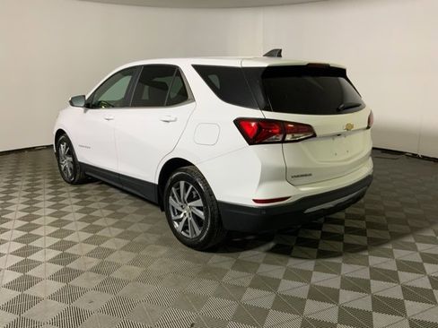 Used 2022 Chevrolet Equinox LT image 9