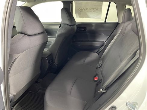New 2026 Toyota Corolla Cross LE w/ Moonroof Package image 4