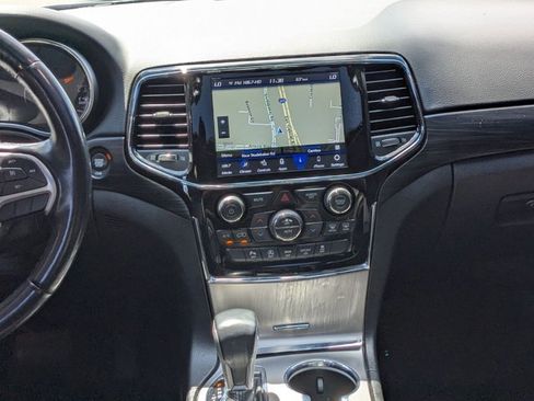 Used 2021 Jeep Grand Cherokee Laredo X image 14