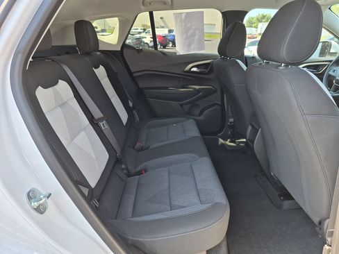 Certified 2024 Chevrolet Trax LS w/ LS Convenience Package FWD image 26