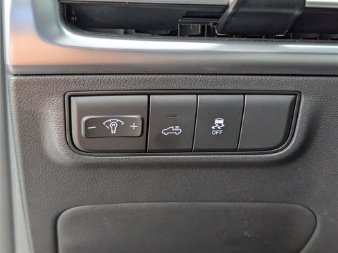Used 2025 Hyundai Santa Cruz SEL AWD/4WD image 19