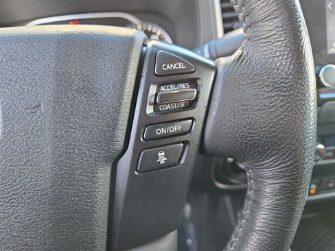 Used 2022 Nissan Frontier SV image 20