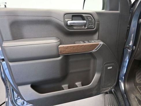 Used 2021 GMC Sierra 1500 Denali w/ Technology Package AWD/4WD image 17