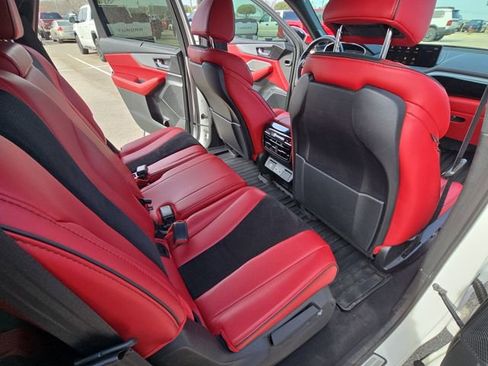 Used 2023 Acura MDX A-Spec image 11
