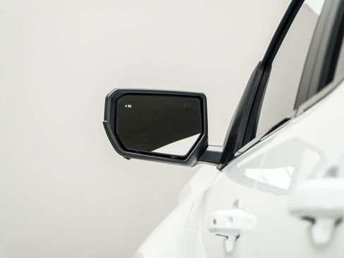 Used 2024 GMC Canyon AT4X image 14