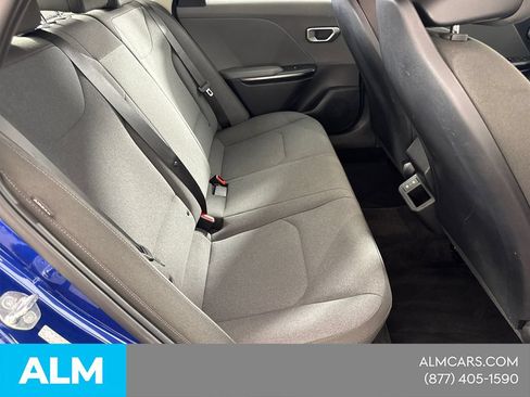 Used 2025 Kia K4 FWD image 18