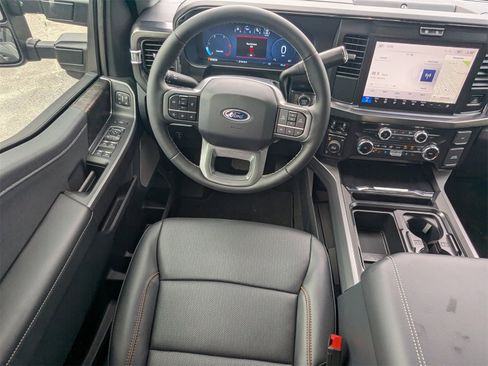 New 2026 Ford F250 Lariat w/ Black Appearance Package image 17