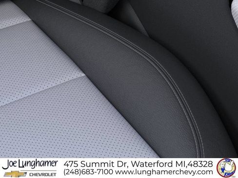 New 2026 Chevrolet Equinox EV LT AWD/4WD image 33