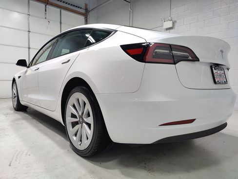 Used 2023 Tesla Model 3 Standard Range RWD image 21