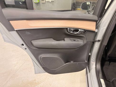Used 2026 Volvo XC90 B6 Plus AWD/4WD image 19