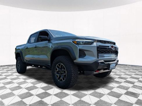 New 2026 Chevrolet Colorado ZR2 w/ Technology Package AWD/4WD image 21