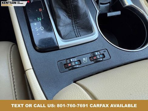 Used 2019 Toyota Highlander Limited Platinum AWD/4WD image 28