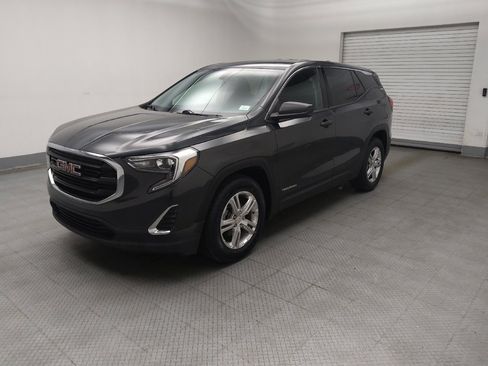 Used 2019 GMC Terrain SLE image 2