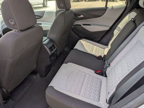Used 2024 Chevrolet Equinox LT image 23