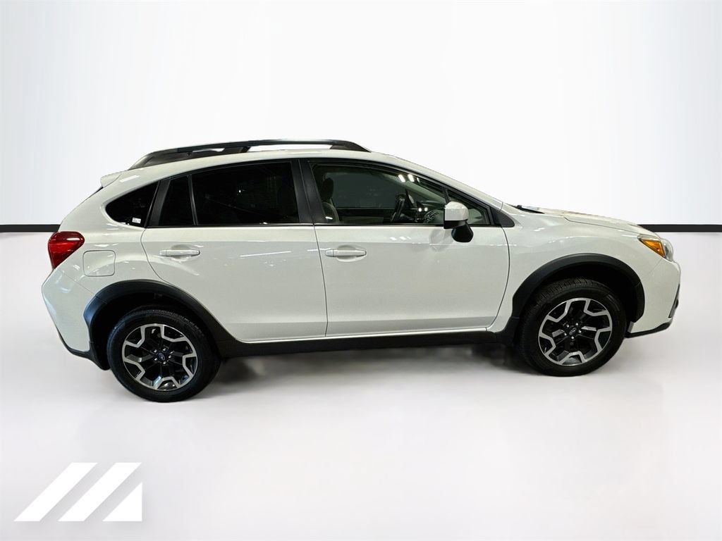 Used 2016 Subaru Crosstrek 2.0i Premium AWD/4WD image 4