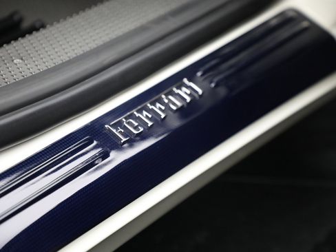 Certified 2015 Ferrari 458 Speciale A image 44