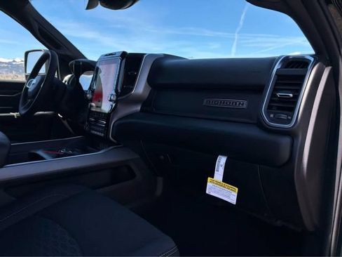 New 2025 RAM 2500 Big Horn AWD/4WD image 28
