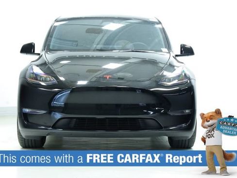 Used 2024 Tesla Model Y Performance image 2