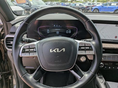 Used 2024 Kia Telluride EX FWD image 31