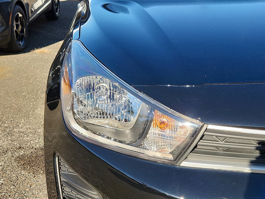 Used 2023 Kia Rio S FWD image 11