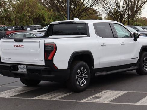 New 2026 GMC Sierra EV Elevation image 7