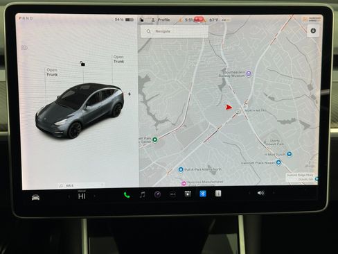 Used 2020 Tesla Model Y Long Range image 22