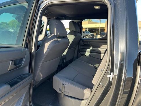 Used 2026 Toyota Tacoma SR5 AWD/4WD image 15