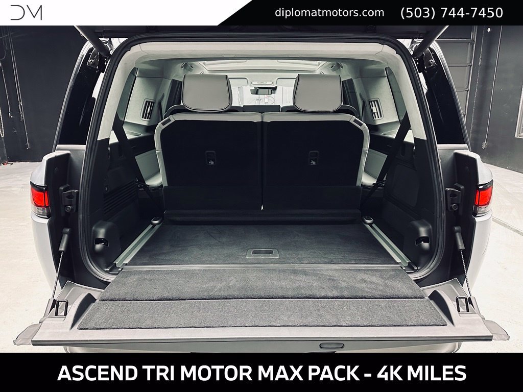 Used 2025 Rivian R1S Premium Dual AWD/4WD image 43