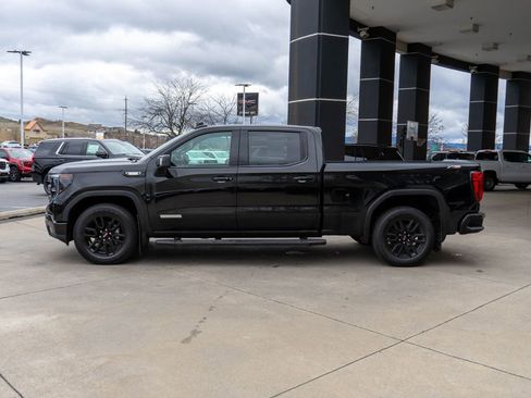 Used 2025 GMC Sierra 1500 Elevation w/ Elevation Premium Package AWD/4WD image 4