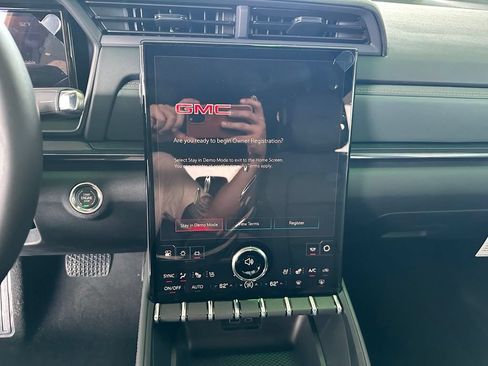New 2027 GMC Terrain AT4 w/ Convenience Package III AWD/4WD image 23
