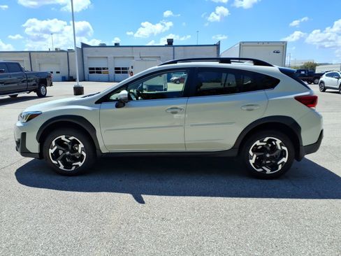 Used 2021 Subaru Crosstrek 2.5i Limited w/ Moonroof Package 2 AWD/4WD image 4