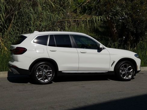 Used 2023 BMW X3 sDrive30i w/ Convenience Package image 4