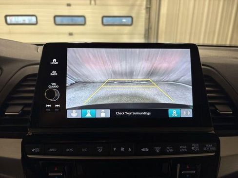 Used 2025 Honda Odyssey Sport-L image 20