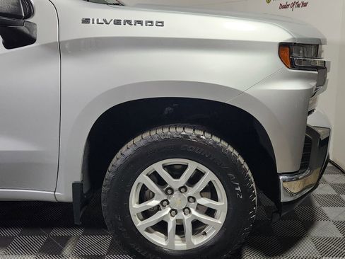 Used 2021 Chevrolet Silverado 1500 LT w/ Safety Package II image 9