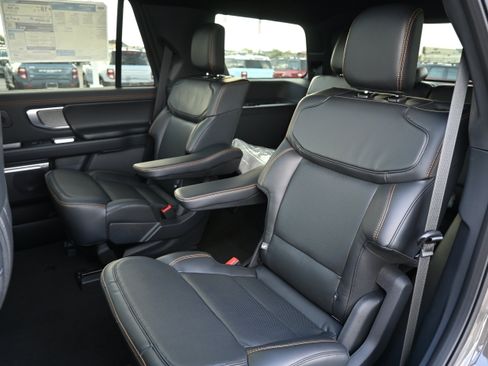 New 2027 Ford Expedition Tremor w/ Driver's Package AWD/4WD image 32