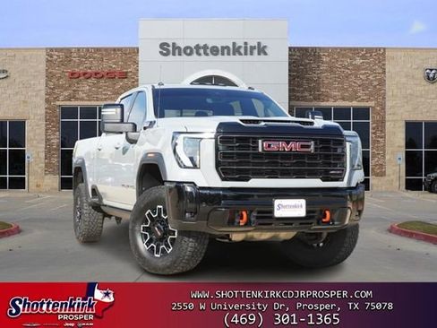 Used 2025 GMC Sierra 2500 AT4X AWD/4WD image 1