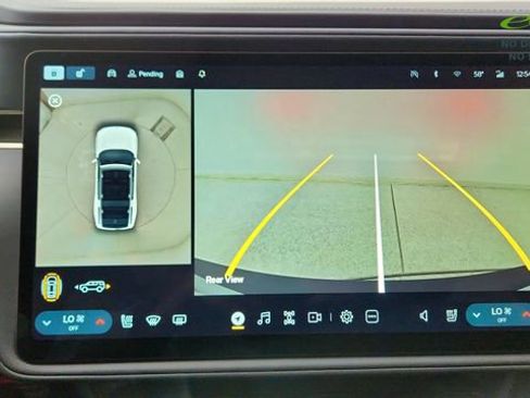 Used 2025 Rivian R1S Adventure AWD/4WD image 52