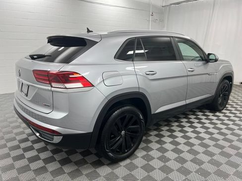 Used 2022 Volkswagen Atlas Cross Sport SE w/ Panoramic Sunroof Package AWD/4WD image 6