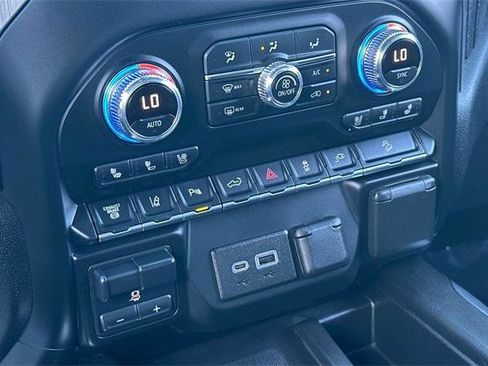 Used 2020 GMC Sierra 2500 Denali image 21