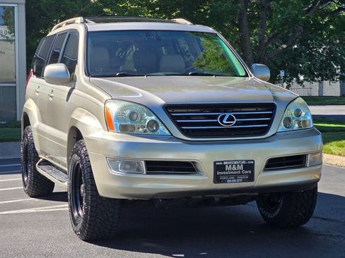 Used 2004 Lexus GX 470 AWD/4WD image 2