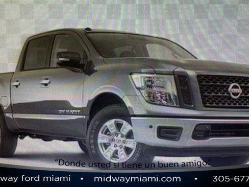 Used 2019 Nissan Titan SV w/ SV Convenience Package RWD image 1